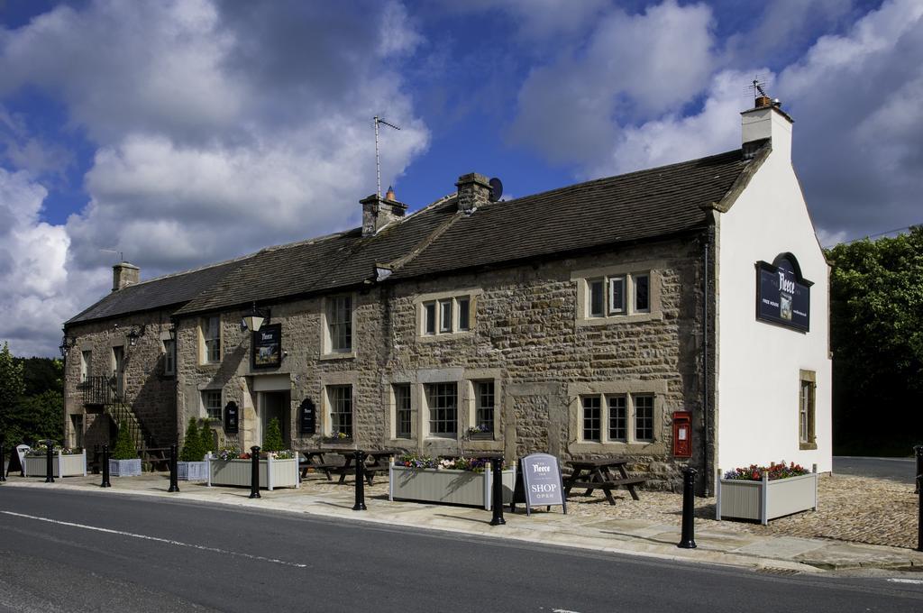 The Fleece Inn Shireshead Eksteriør billede
